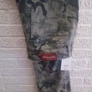 Faded glory, camo skinny jeans